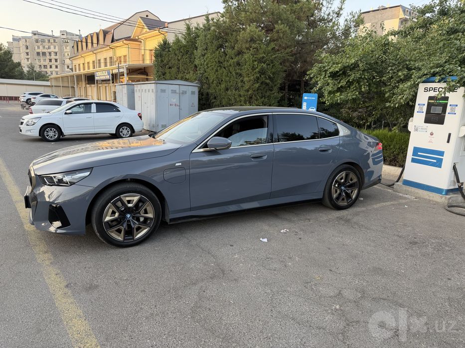 BMW i5 35l польный фулл не битая не крашенная 2014 года выпуска