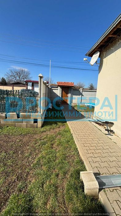 Самостоятелна Къща - Въбел