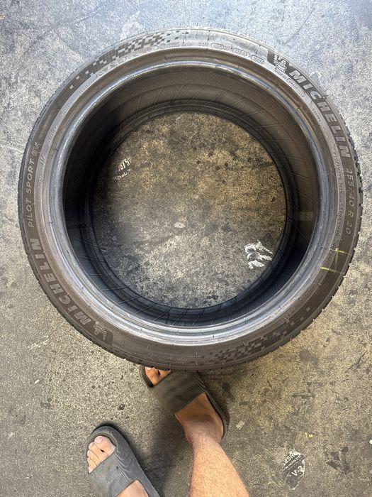 255/40/20 Michelin