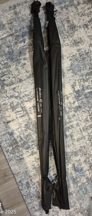 Vand 2 buc madcat black series 2.85 m pret ambele