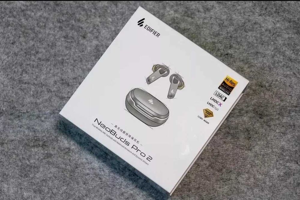 продам в хорошем состояние наушник Edifier NeoBuds Pro2/Hi-Res и LDAC