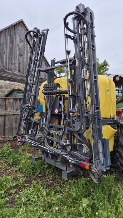 Mașină de erbicidat purtat 1000 l/ 15 m