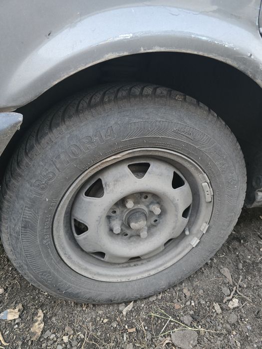 Продам 4 диска на летней резине 4х108