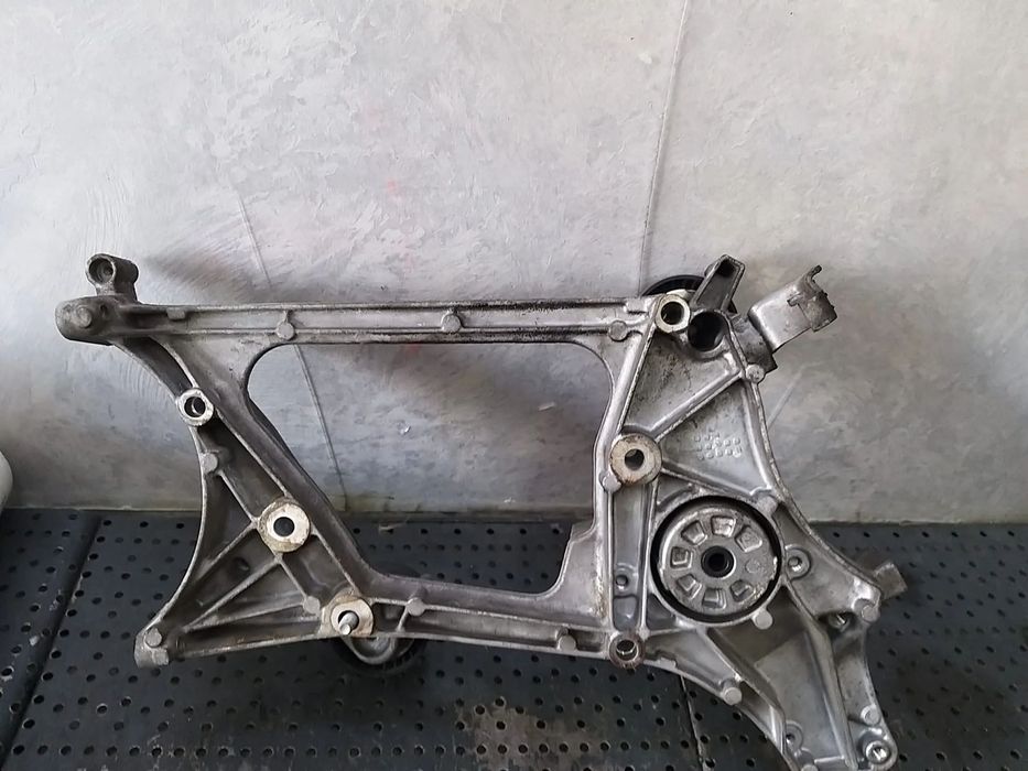 Suport accesorii 2.2 cdi mercedes c class w204 a65120109