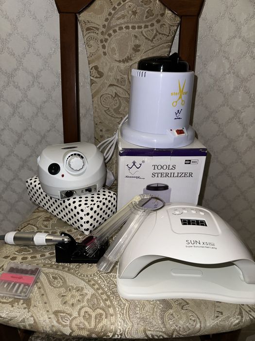 Продаю набор для маникюра