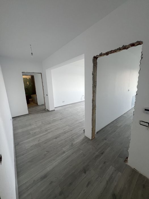 3 camere | Etalon Lacul Morii | Vedere directă la lac | Etaj 9/10 | 2 băi | 75 mp + balcon 11,63 mp