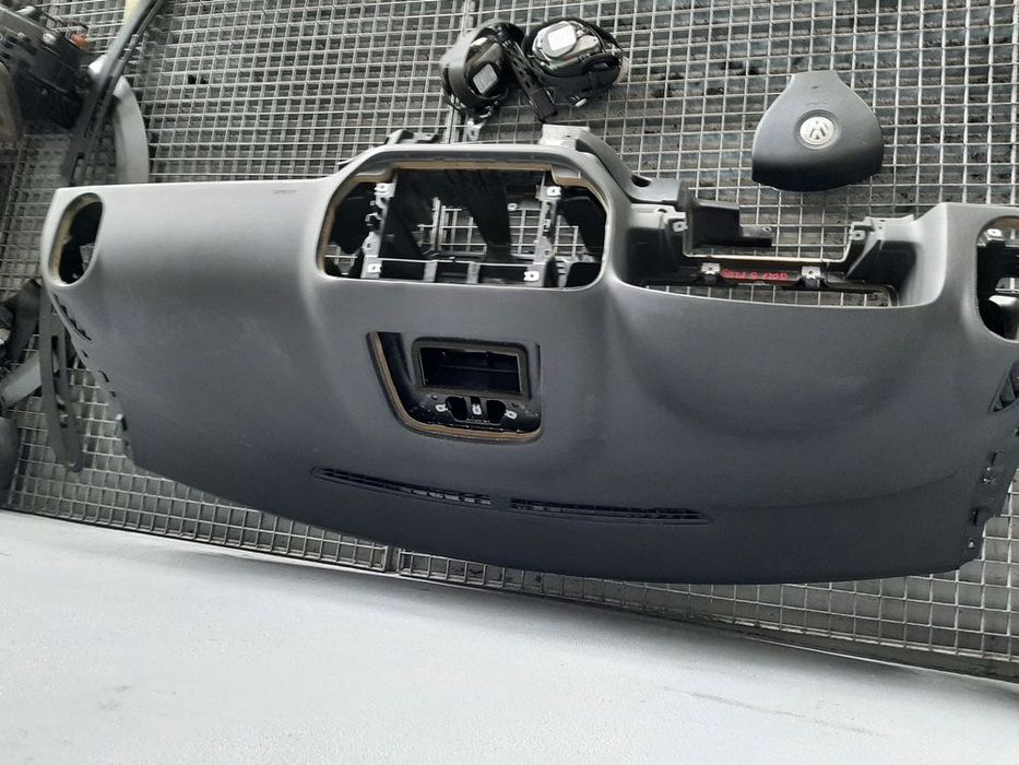 kit plansa bord vw golf 5 plus