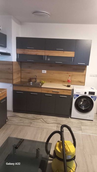 Дава се под наем Двустаен апартамент в Пловдив, Южен - 60 кв.м за 357 € - Снимка #1