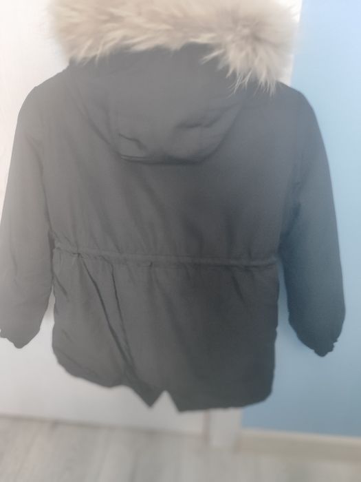 Детска парка с яка от естествена кожа