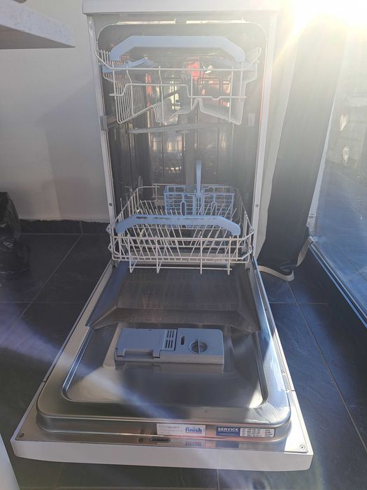 Mașină de spălat vase, stare foarte bună