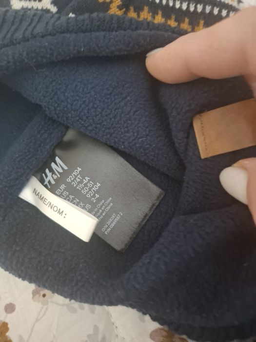 Продаются комбинезон и шапочки