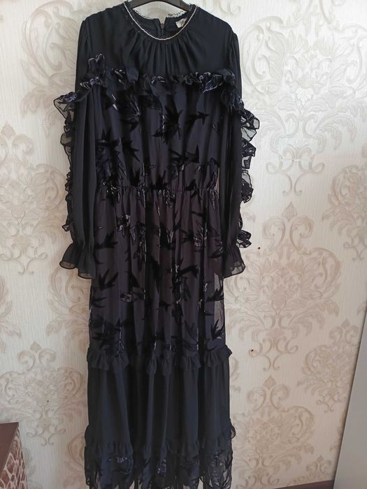 Продается Платье