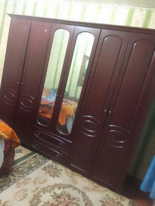 Шкаф стенка деревянная отличном состоянии