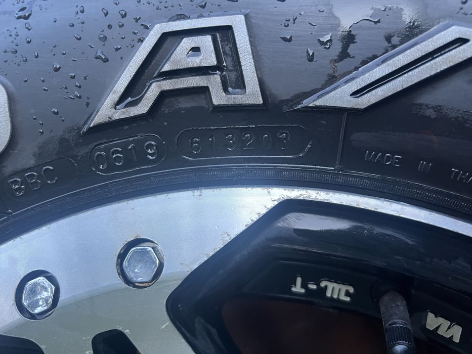 Резина MAXXIS AT980 285/75 r16