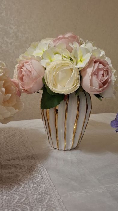 Sun'iy gullar sotiladi