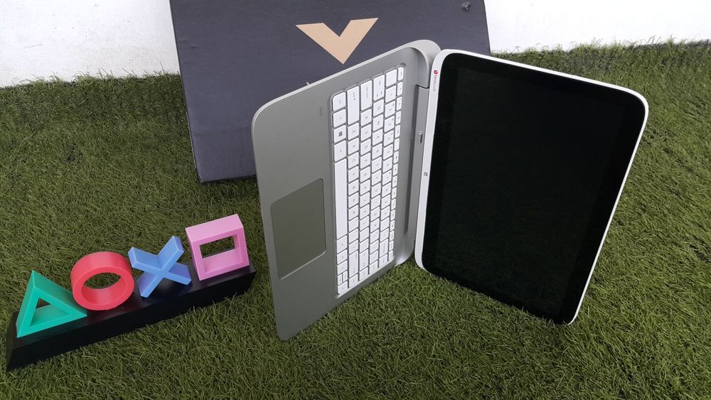 SUPER Notebook HP Transformers. { 2+1 }. ORIGINAL.