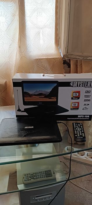 Портативный DVD player mystery