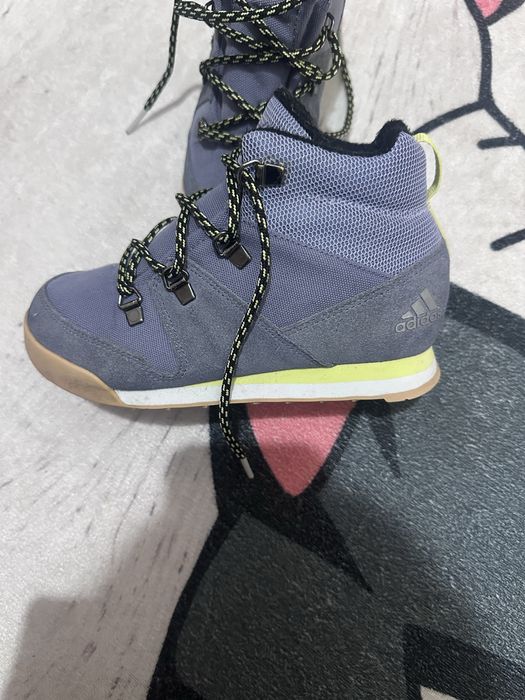 Детски adidas Terrex SnowPitch