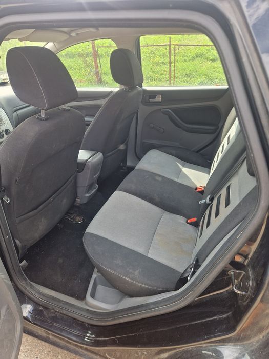 Ford focus 1.6 benzina  2009