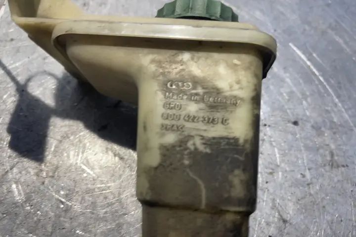 Vas lichid servodirectie 8D0422373C / 8D0 422 373 C Volkswagen VW