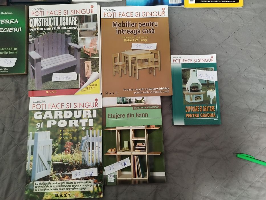 Cărți diverse și Colecția Adevărul