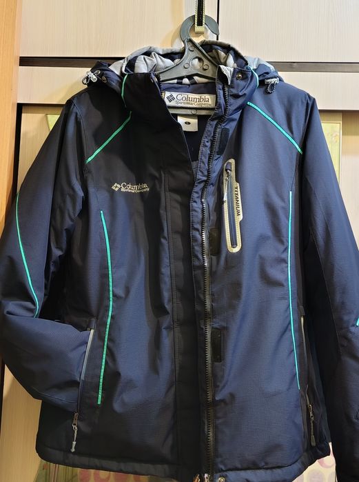 Женский лыжный костюм