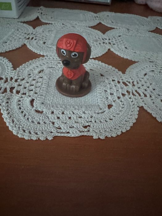 Киндер фигурки