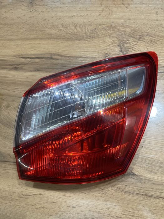 Задние фонари кашкай