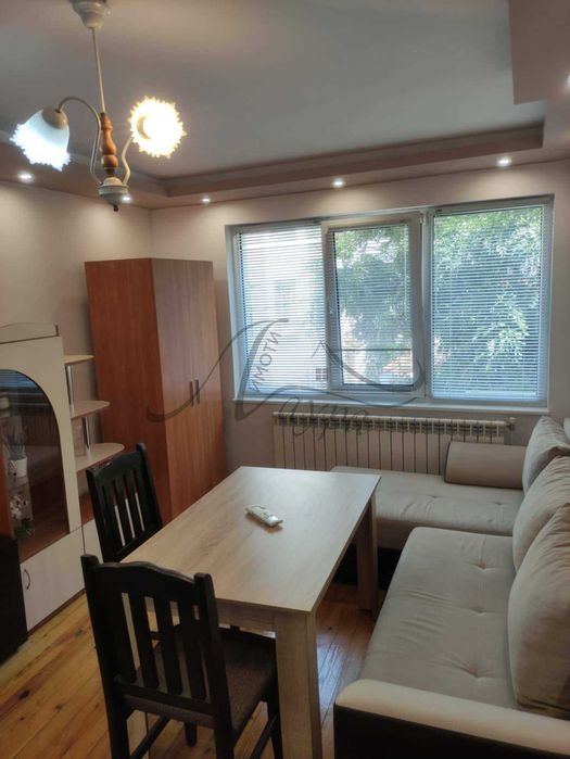 Дава се под наем Двустаен апартамент в Шумен, Пожарната - 60 кв.м за 280.5 € - Снимка #2