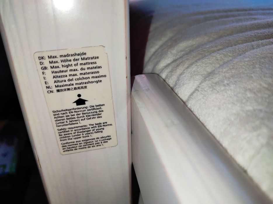 Pat cu somiera si saltea 90x200