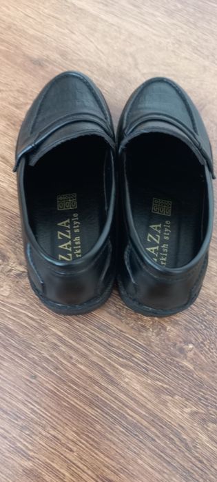 Школьная обувь..