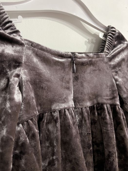 Продам детское платье на девочку новое