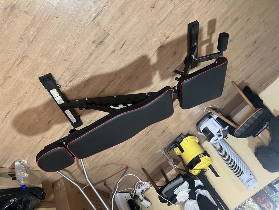 Vand bench press cu tot cu gantere si multe alte accesorii!