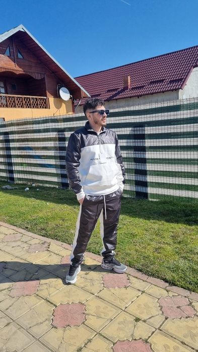 Compleu  Calitate premium