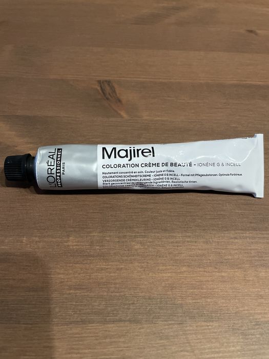 Дълготрайна амонячна боя за коса L'Oreal Professionnel Majirel 60ml