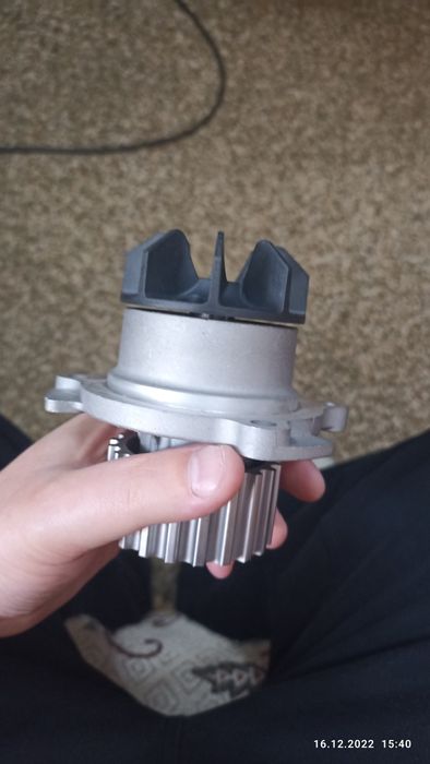 Продам Помпу LADA VESTA,X-RAY 1.6