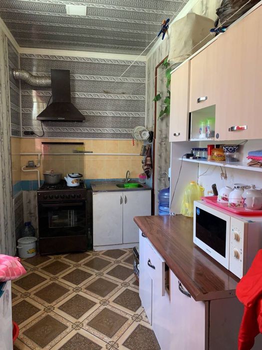 Uy sotiladi Vayeni Garadok