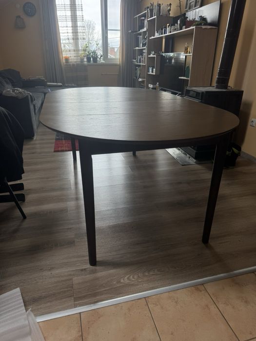 Маса от MDF, разтегателна 200см