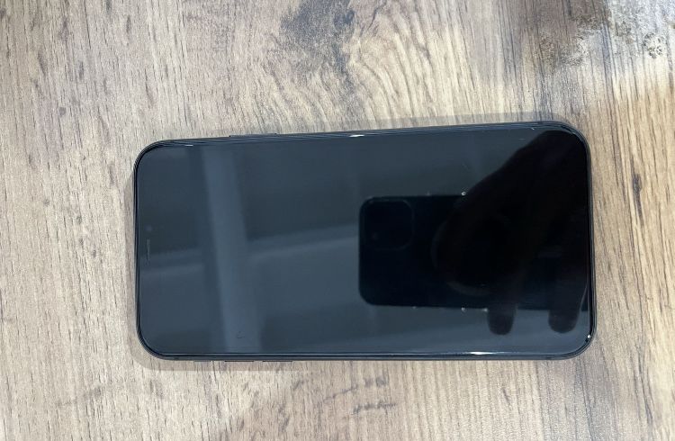 Iphone 11 64gb каробка есть