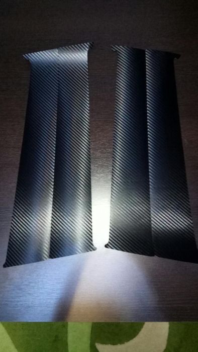 Autocolant montanti/stalpi negru carbon/mat Dacia Logan(2005-2011)