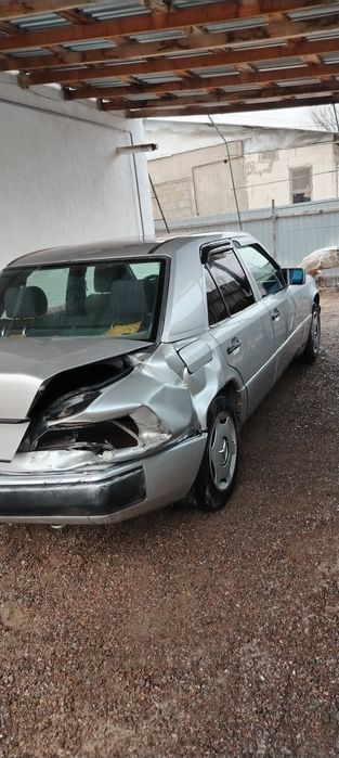 Продам машину мерседес