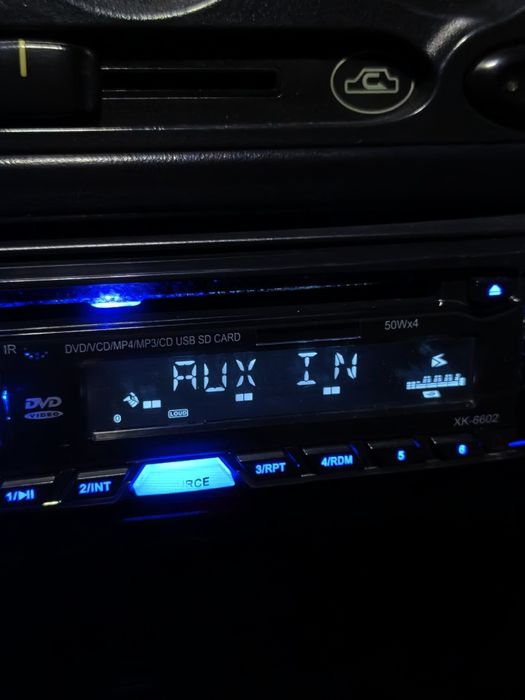 Магнитофон BT Disc Usb SD Aux Radio