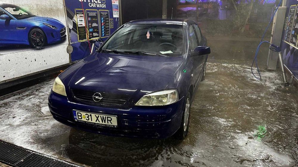Opel Astra/1.6, benzină/102CP/2006