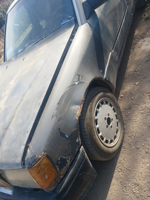 Мерс 124 серый 2.2