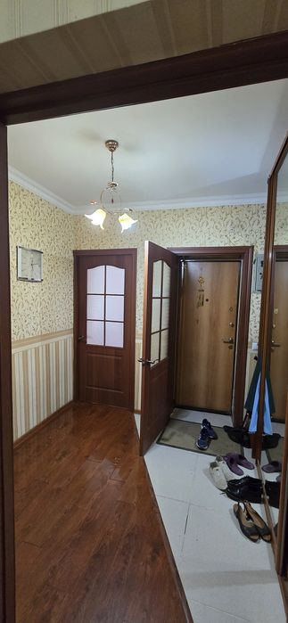 Продаётся трёхкомнатная квартира