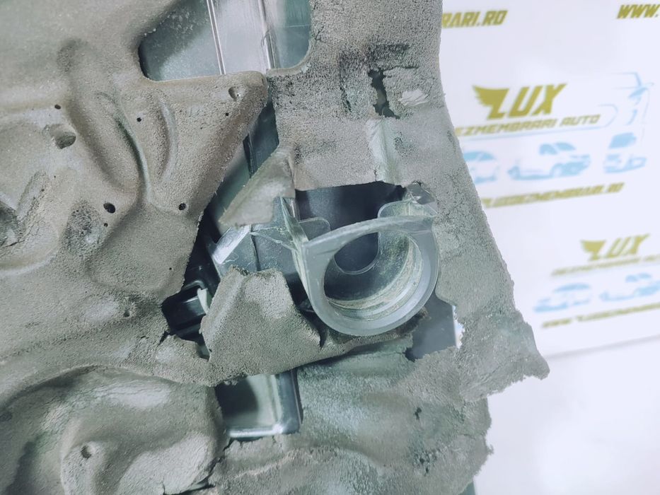Capac protectie motor 03l103925ar Volkswagen Passat B7 (2010 - 2015) cay