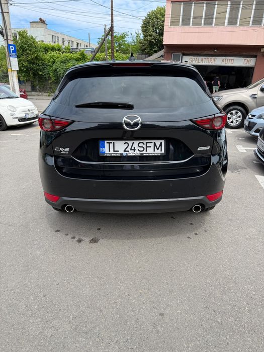 Mazda CX-5 Revolution Top