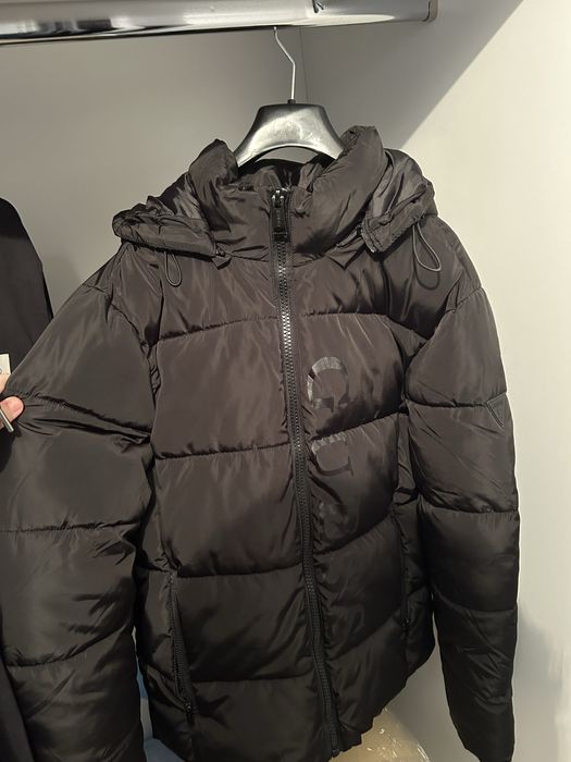 geaca guess s barbati