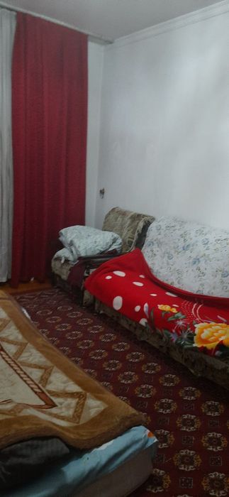 Чиланзар  15 квартал.  2х  комнатная.