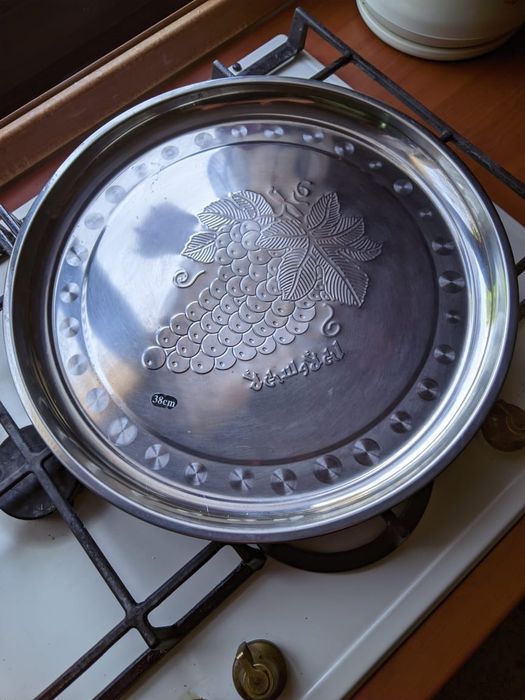 Кухонные штучки продаются